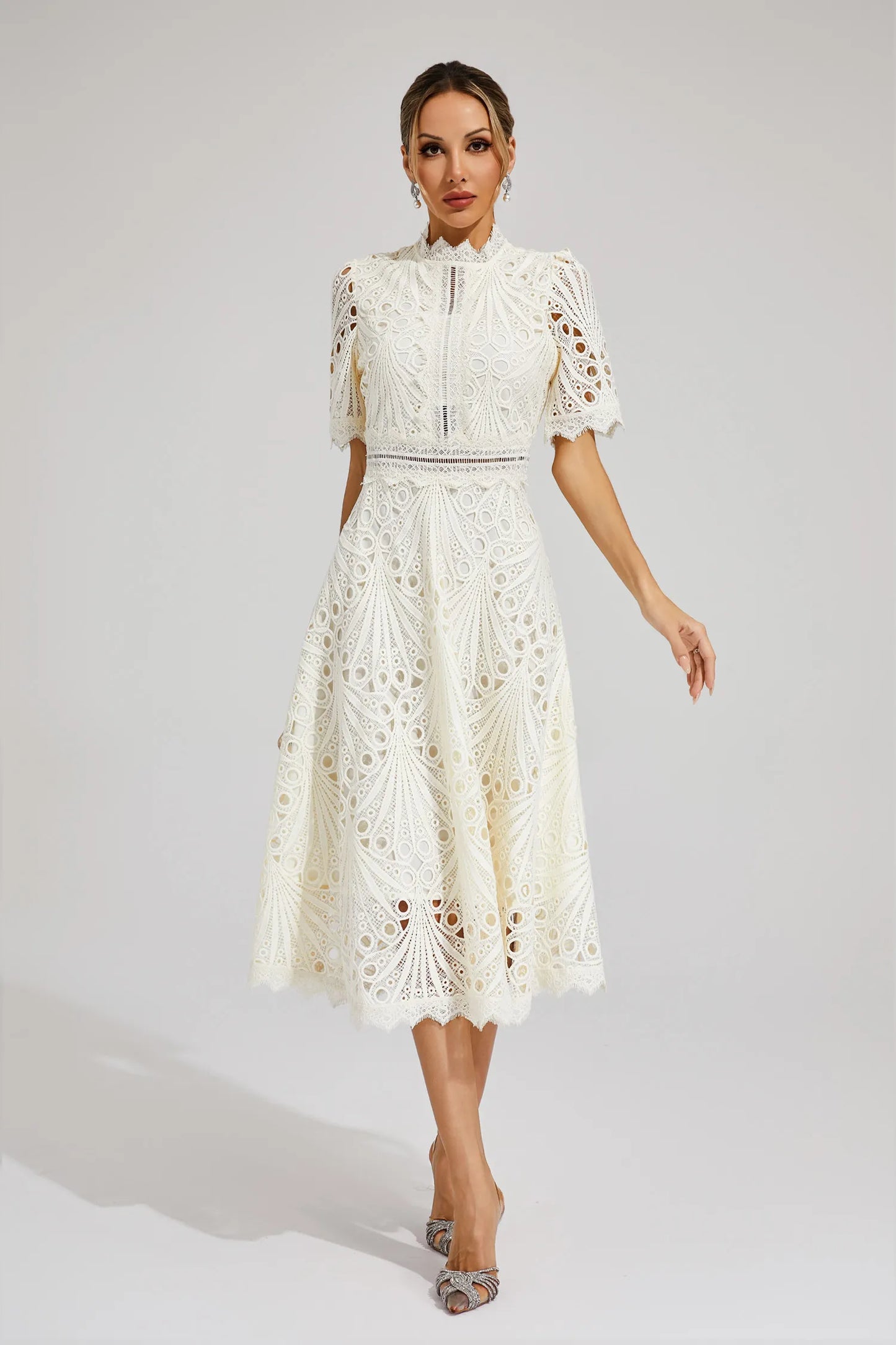 Grace | Women’s Chic Lace Midi Dress