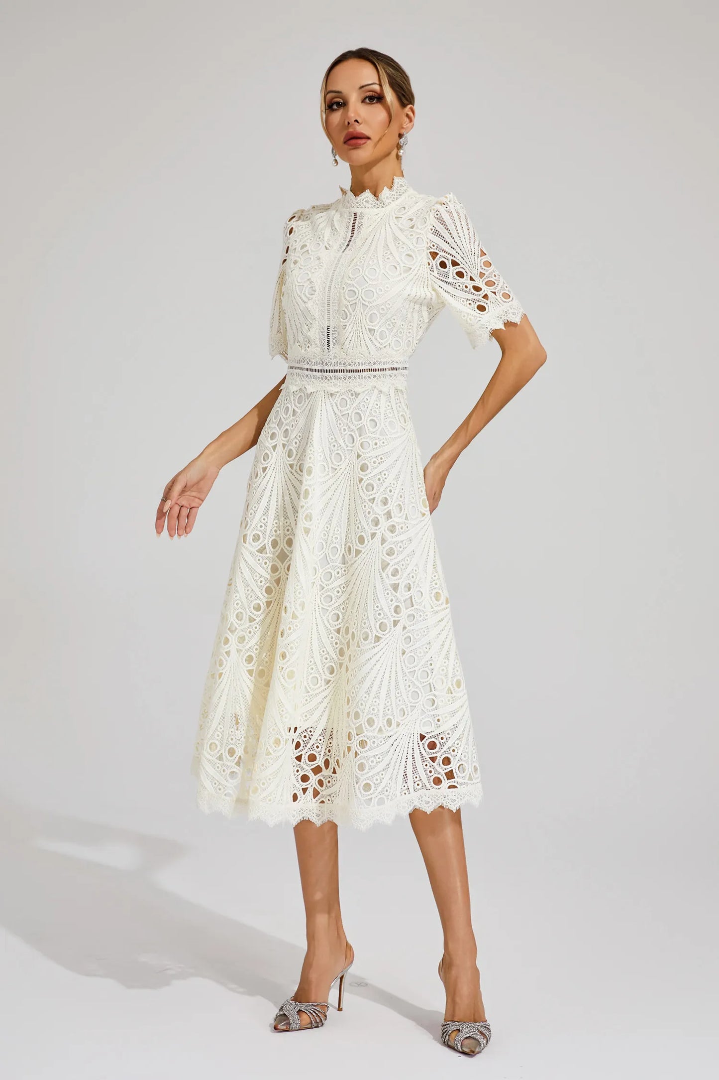 Grace | Women’s Chic Lace Midi Dress