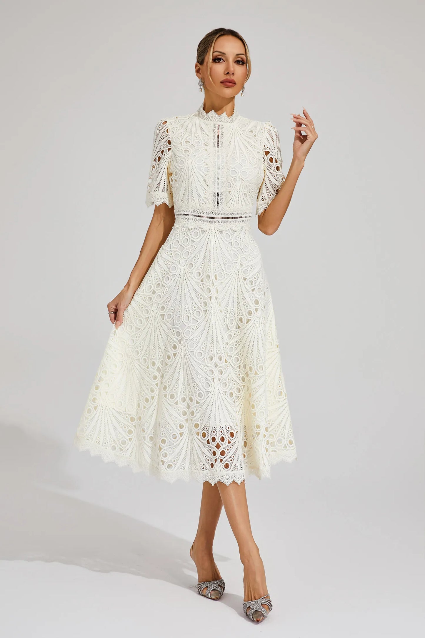 Grace | Women’s Chic Lace Midi Dress