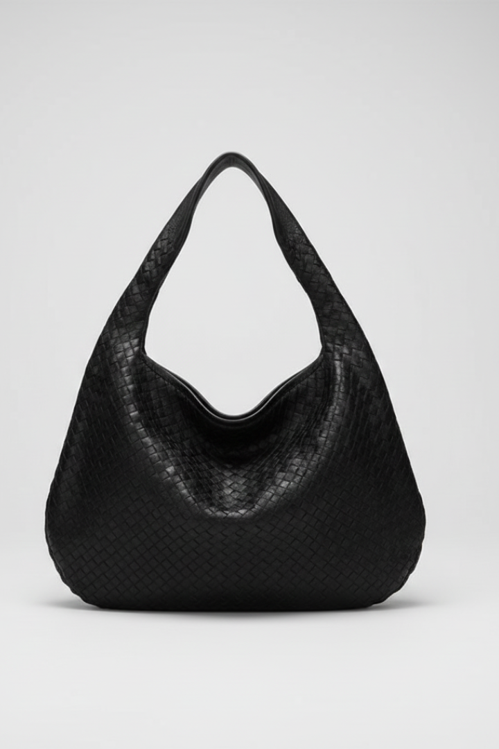 Maya | Women’s Shoulder Bag with Single Strap and Rounded Outline